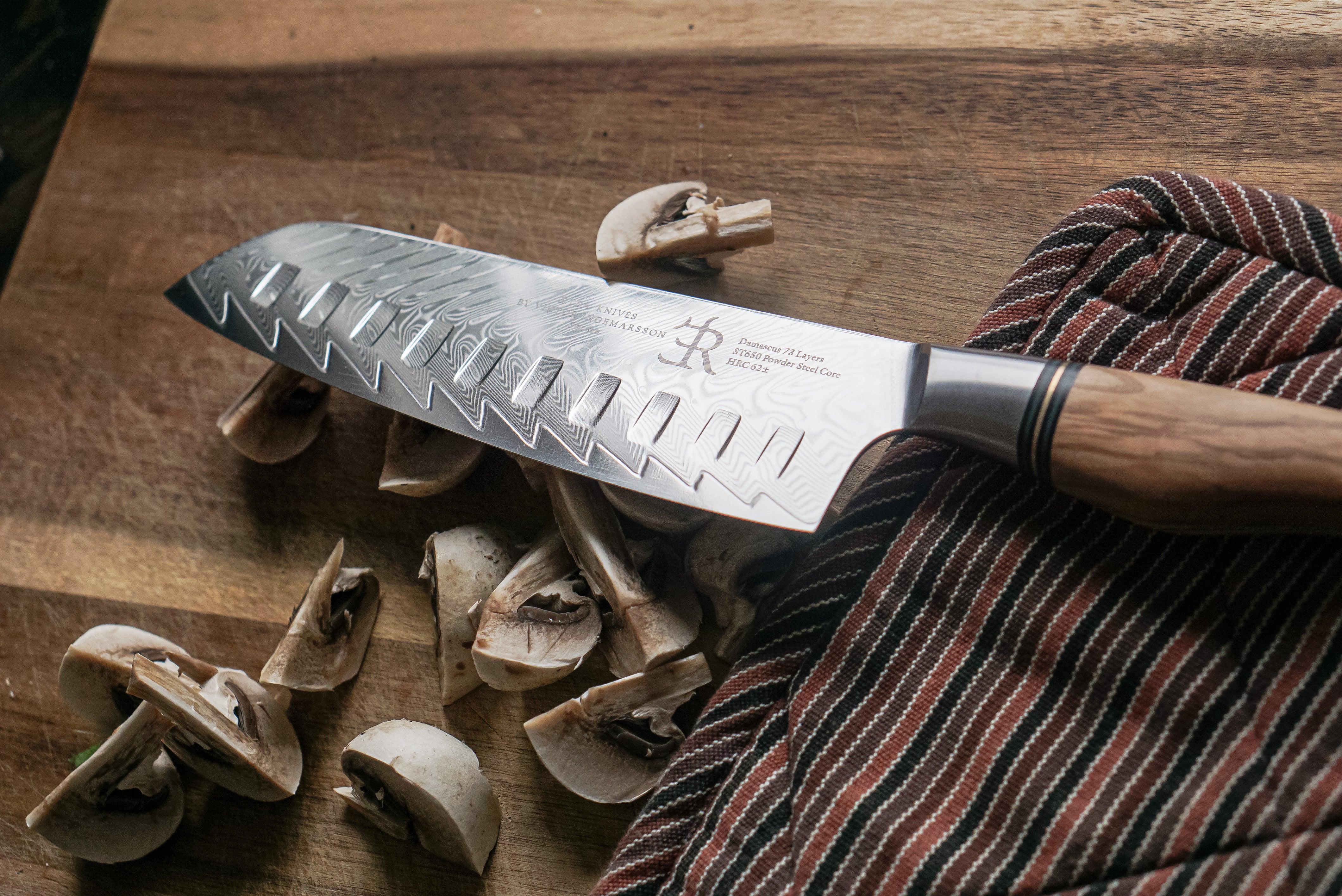ST-650 Santoku Knife